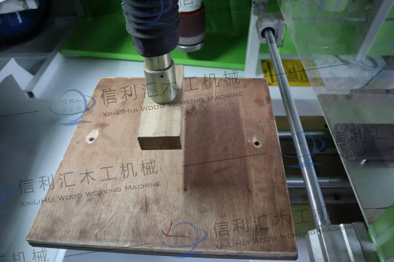 Автоматическая копировально-формовочная машина для деревообработки 6