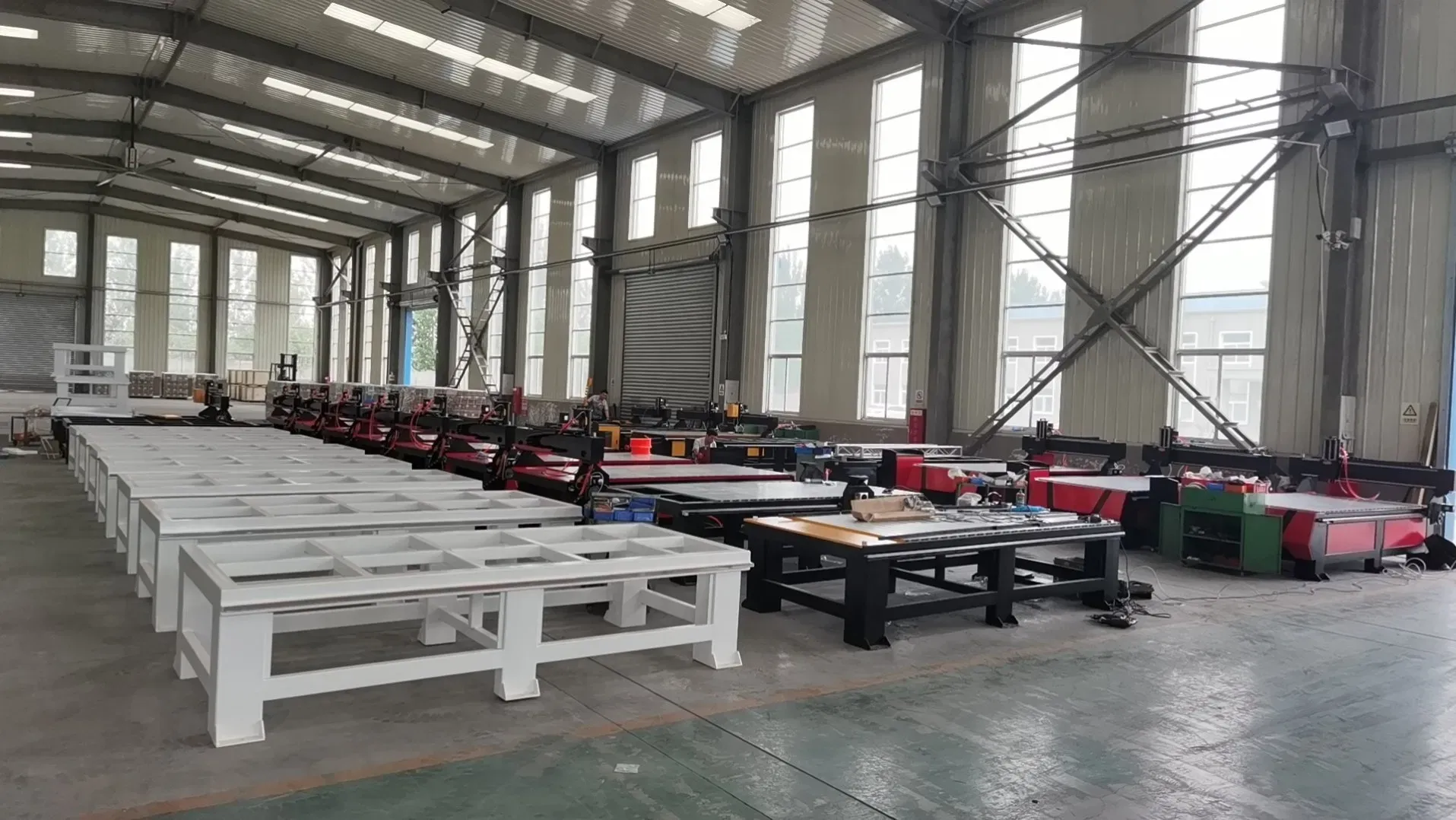 Фрезерный станок с ЧПУ для деревообработки и гравировки ZD1325-4 5