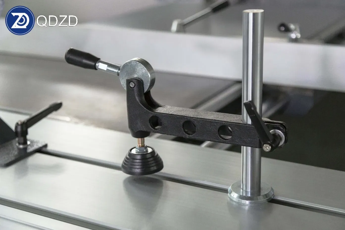 ZD400T Точный слайдовый столярный пиломатериал для деревообработки 5