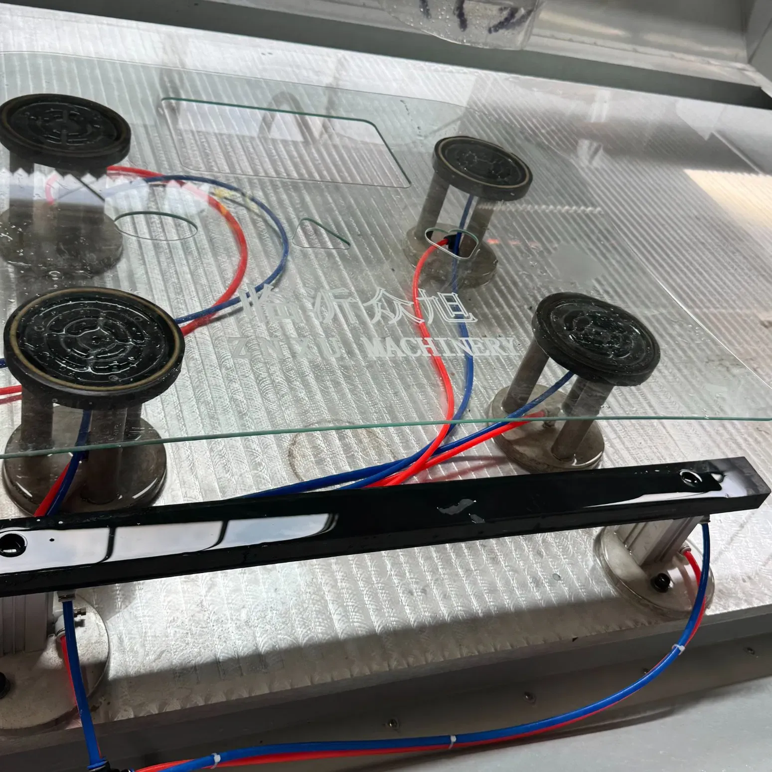 Промышленный горизонтальный станок с ЧПУ для резки, сверления и фрезерования стекла 6