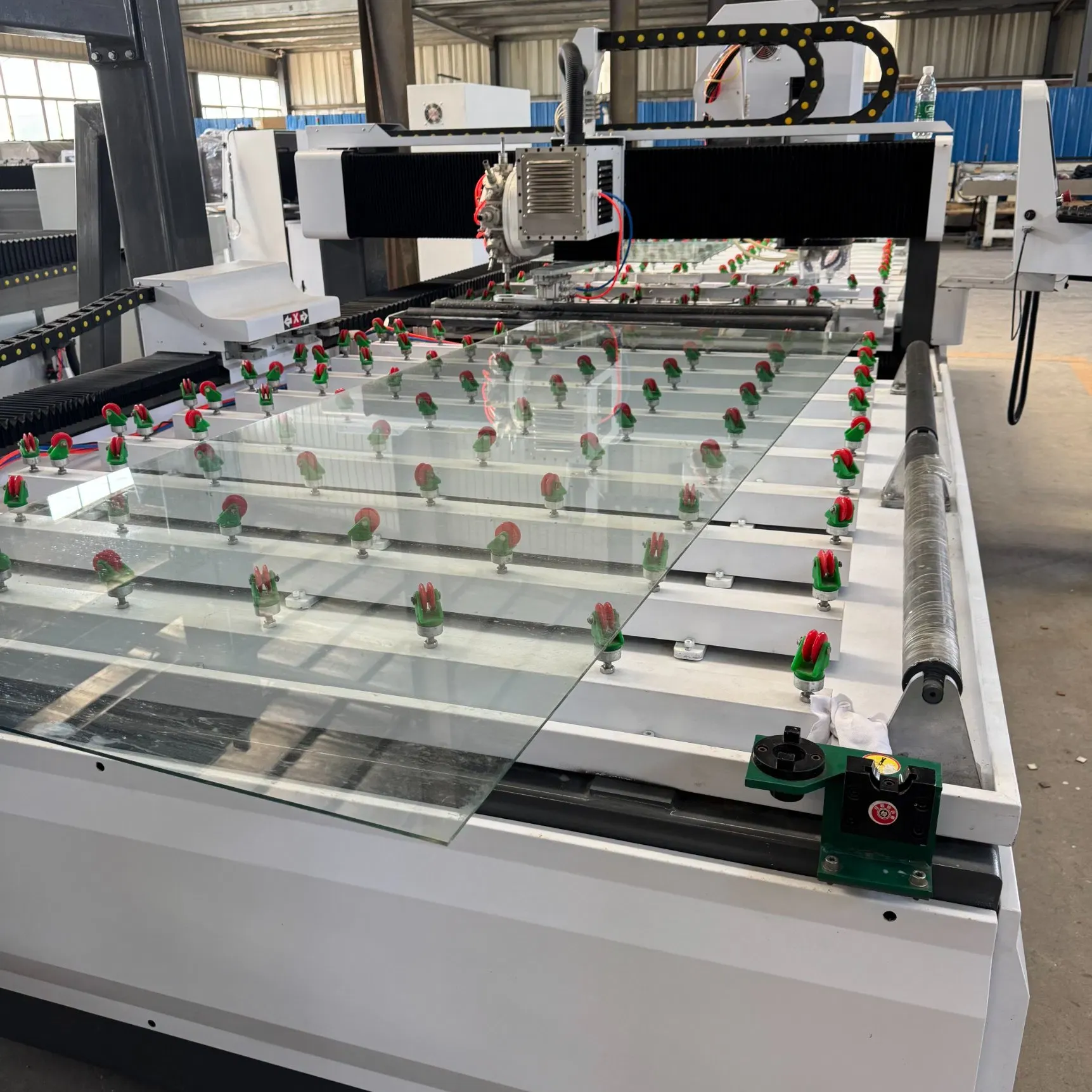 Профессиональный ЧПУ сверлильно-фрезерный станок ZXLB-2000 6