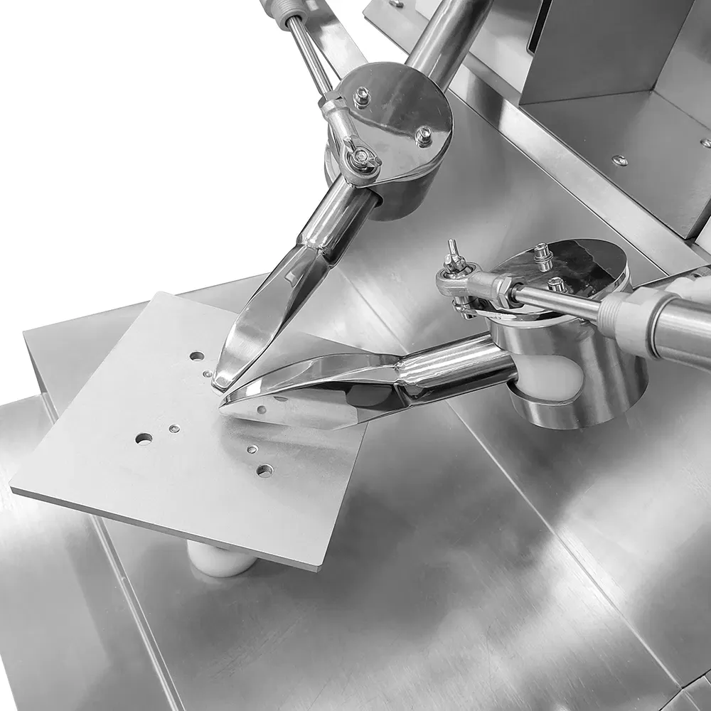 Промышленная машина для украшения тортов с начинкой, глазурью и посыпкой 4